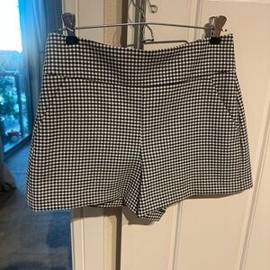 Alice and Olivia Houndstooth Shorts Size 4